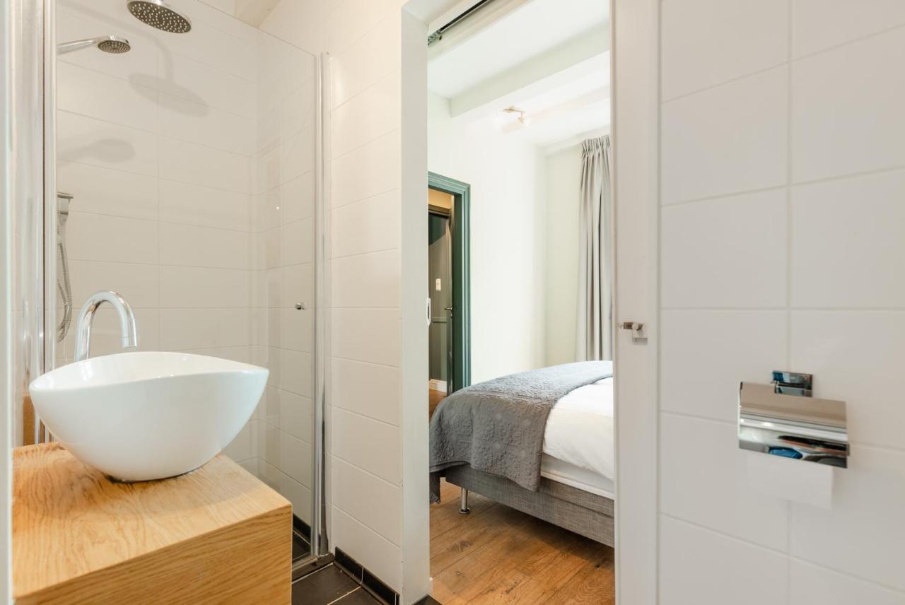 Canal Wow Suites Amsterdam Exterior photo